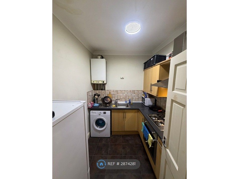 Property photo 3 of 6