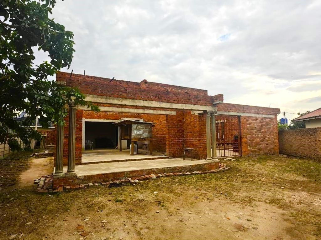 Property photo 1 of 5