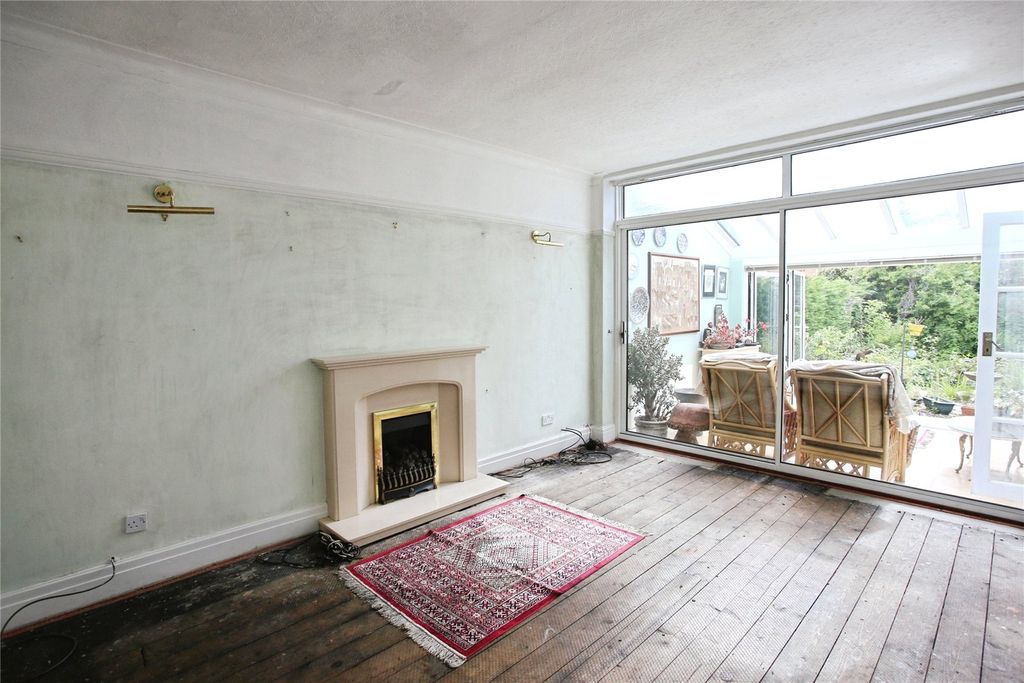 Property photo 3 of 24 Picture No. 12