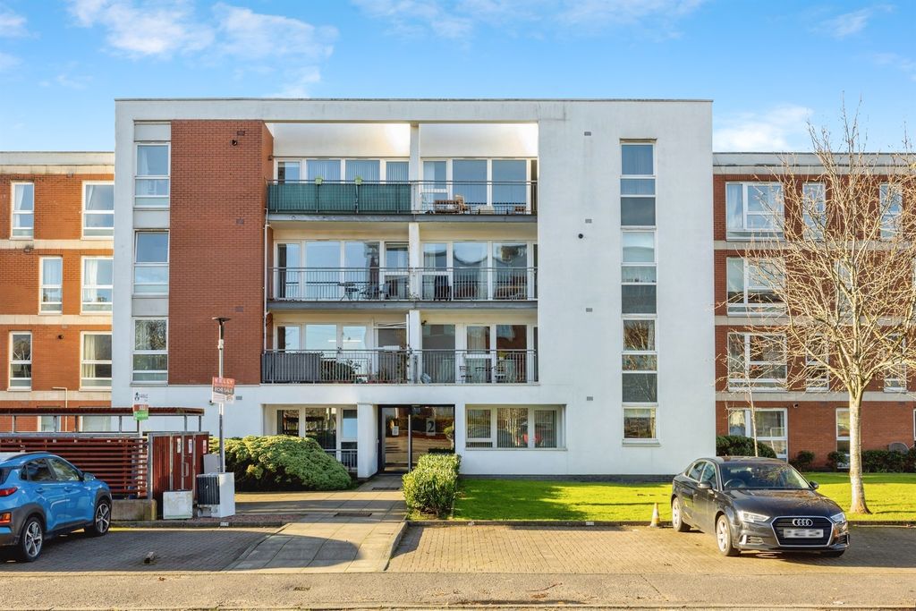 Property photo 1 of 16