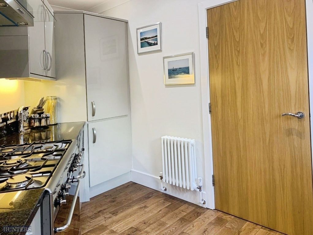 Property photo 3 of 13 Pbox-Img.Jpeg