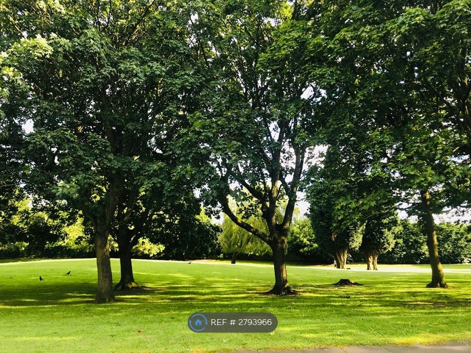 Property photo 1 of 7 Communal Garden