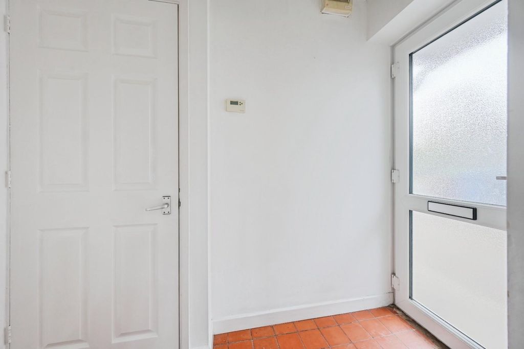 Property photo 2 of 19 25Anewroad-14.Jpg