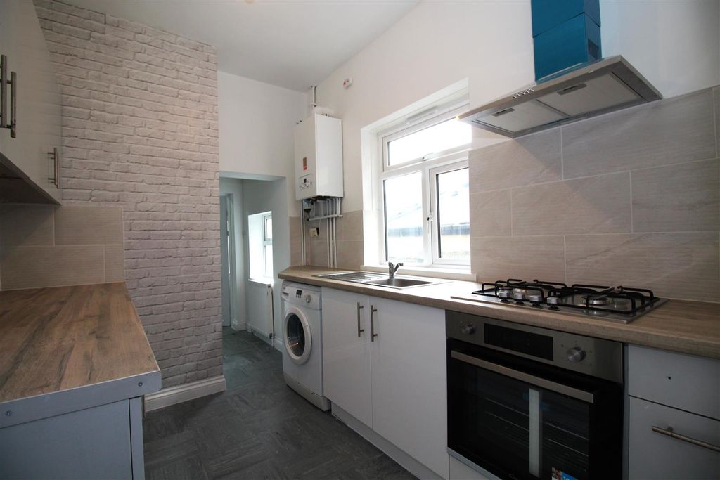 Property photo 2 of 15 Img_9251.Jpg