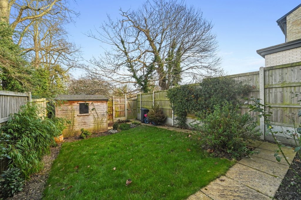 Property photo 2 of 31 Pt-Ja-24Londiniumroad-9