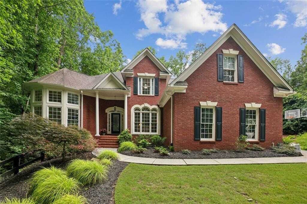 Property photo 1 of 31
