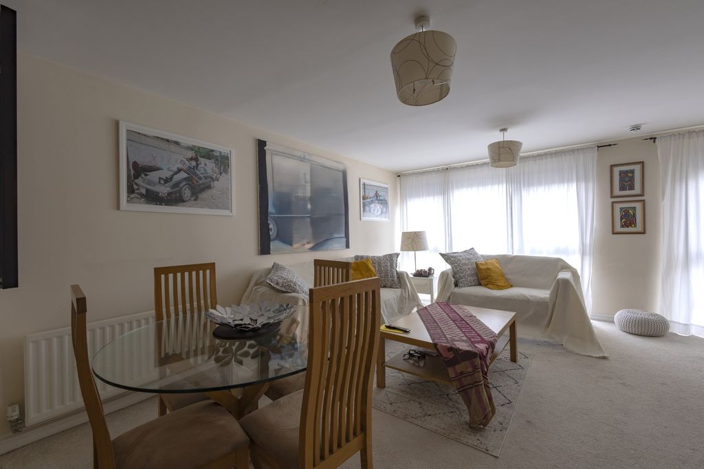 Property photo 1 of 10 Front View