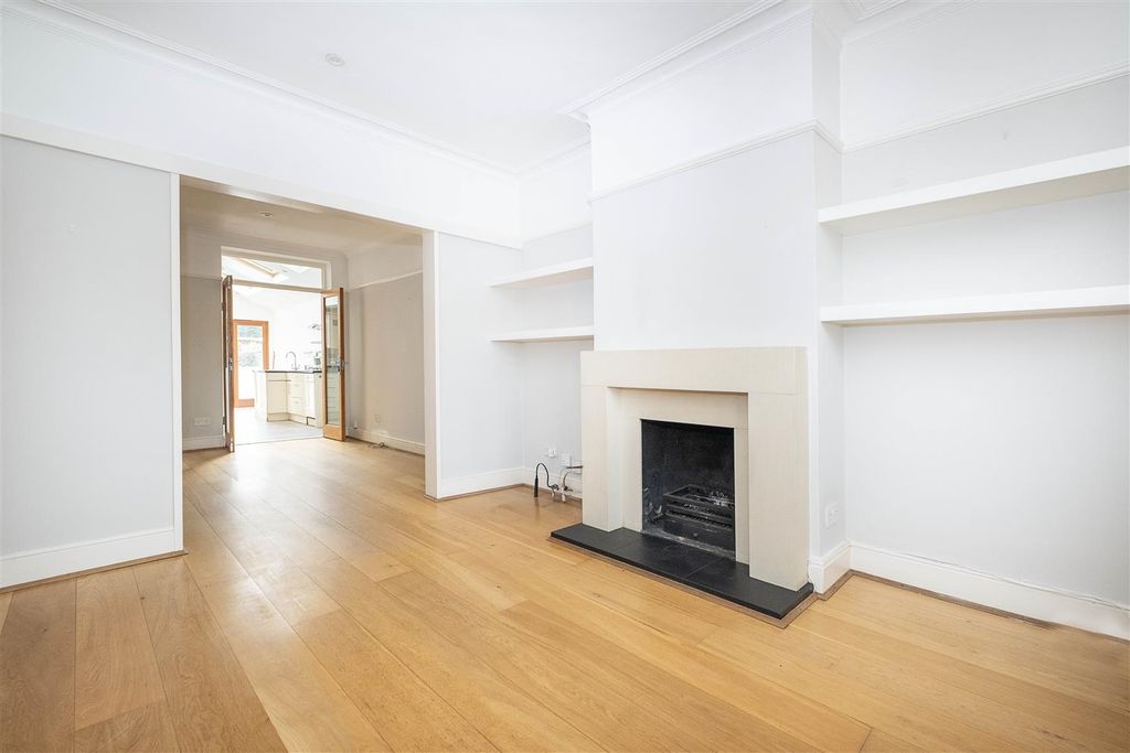 Property photo 3 of 17 35-Weston-Road-0008 Copy.Jpg