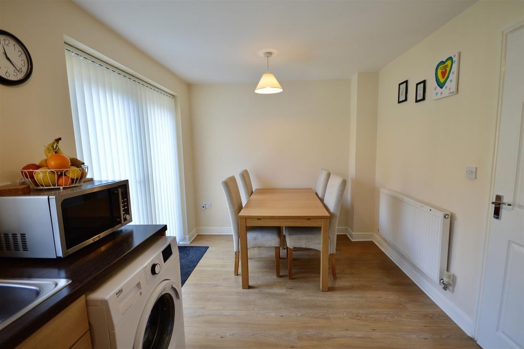 Property photo 3 of 12 Caabxnwe0Uuu_Oadfn8Qng.Jpg