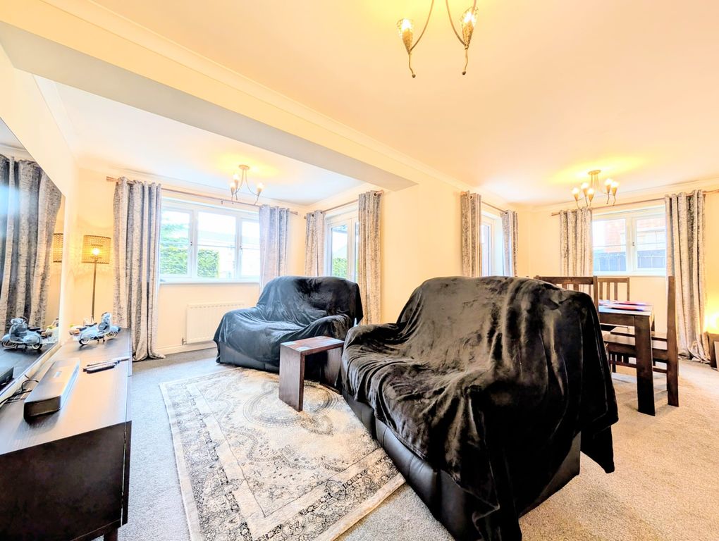 Property photo 2 of 28 Living Room