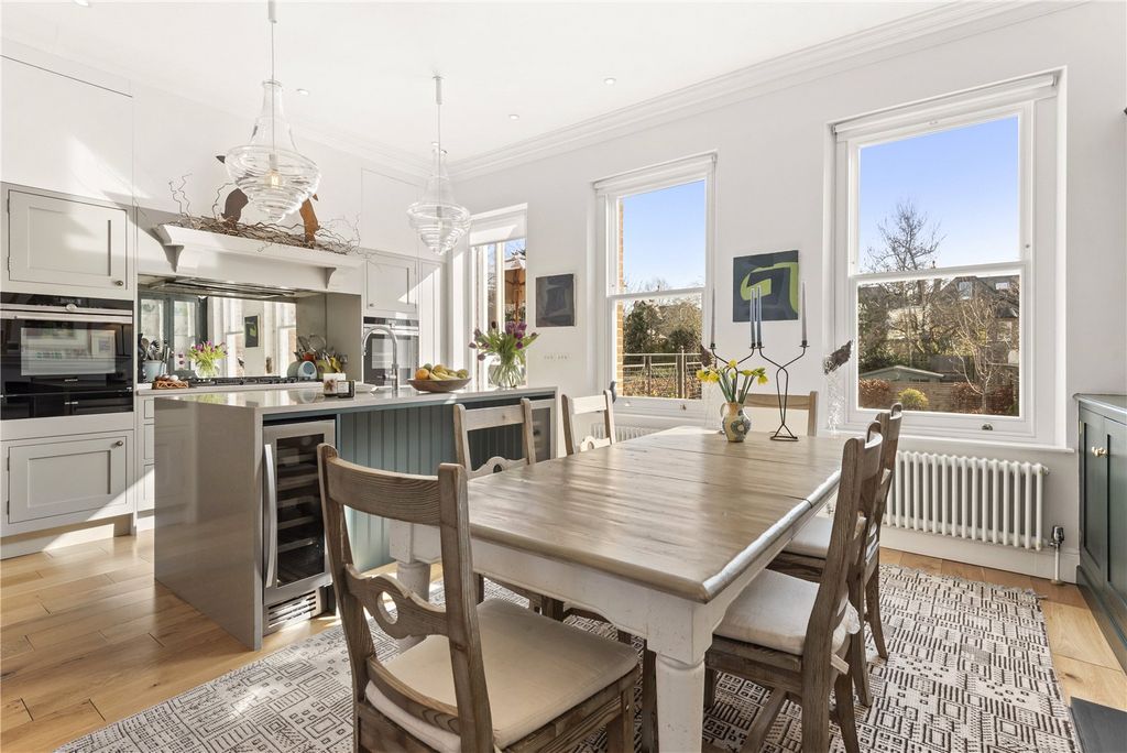 Property photo 2 of 20 Picture No. 25