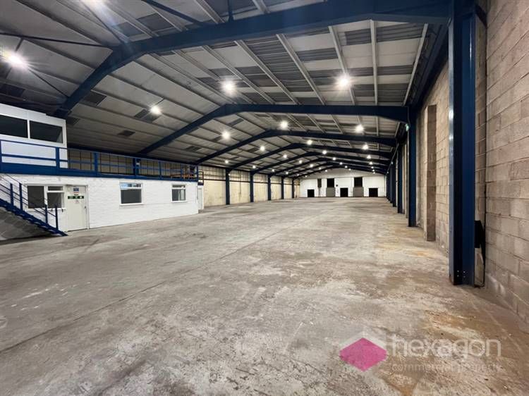 Property photo 2 of 9