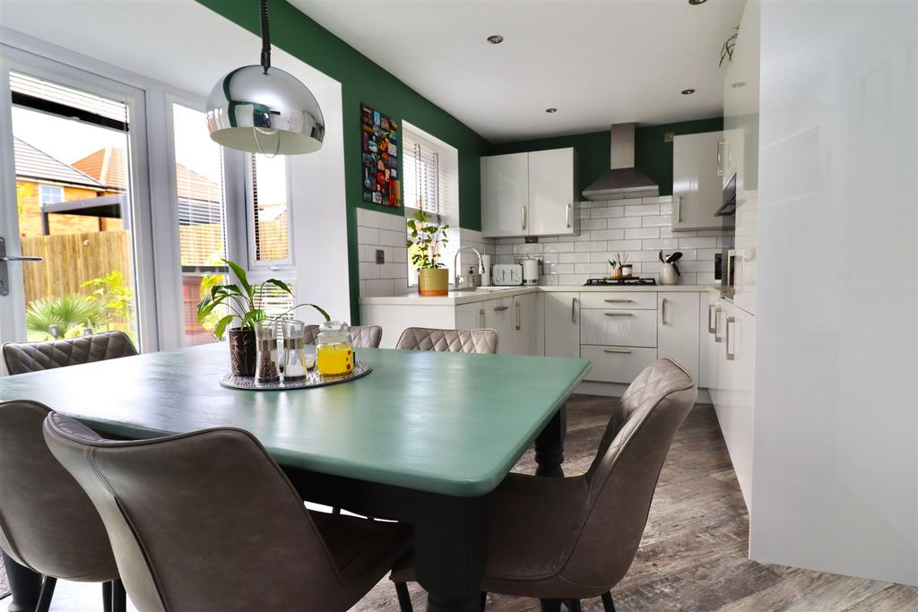 Property photo 2 of 30 New Kitchen Pic.Jpg