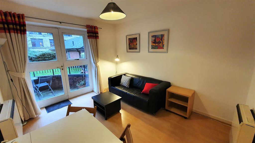 Property photo 2 of 27