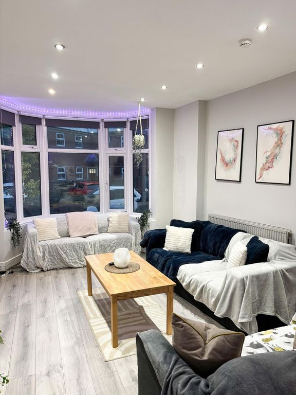 Property photo 1 of 20 Bright, Modern Living Room With A Large Bay Window...