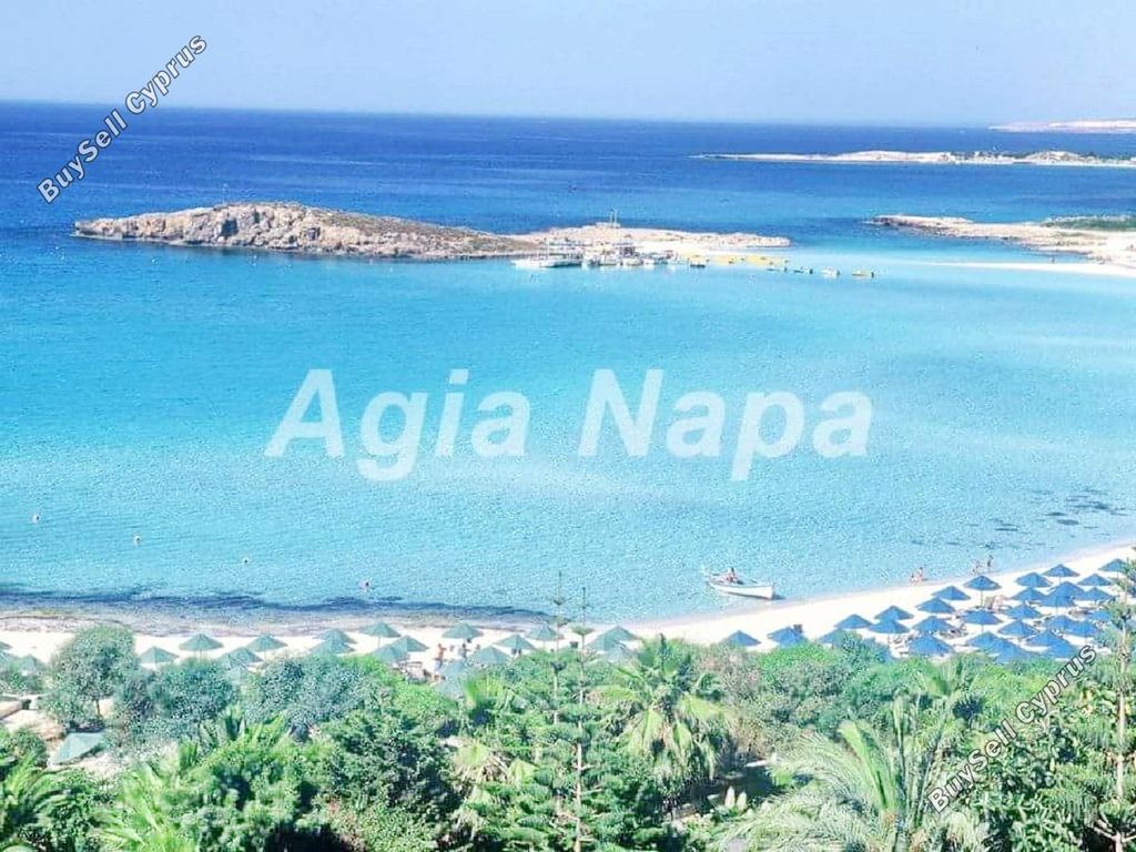 Property photo 3 of 4