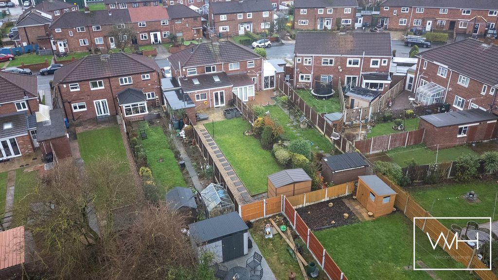 Property photo 2 of 20 135 Stonehill Rise, Scawthorpe 24_297