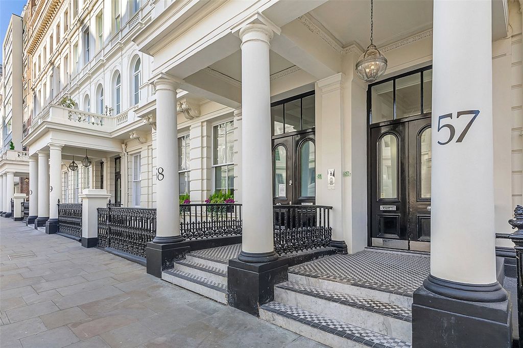 Property photo 3 of 42 Picture No. 36