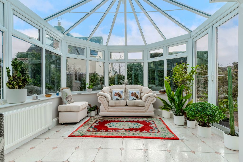 Property photo 3 of 38 Dmg - 17