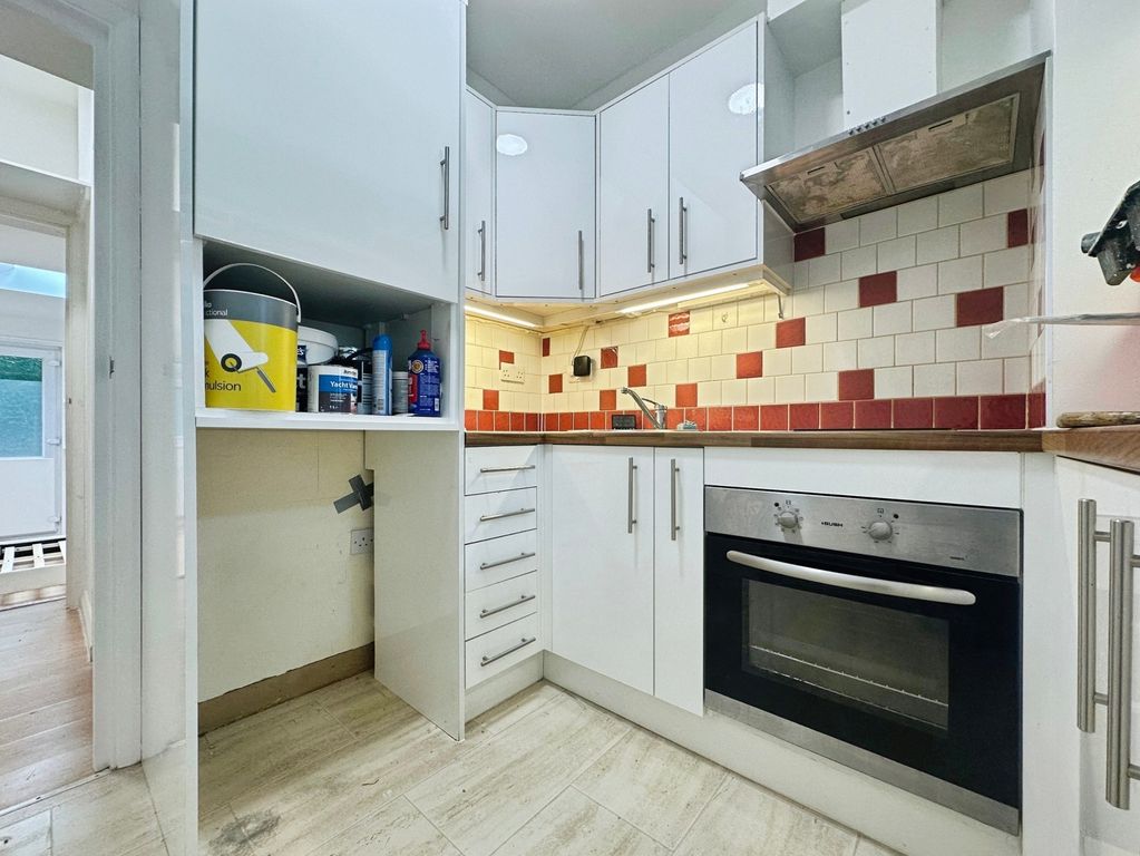 Property photo 1 of 6 Pbox-Img.Jpg