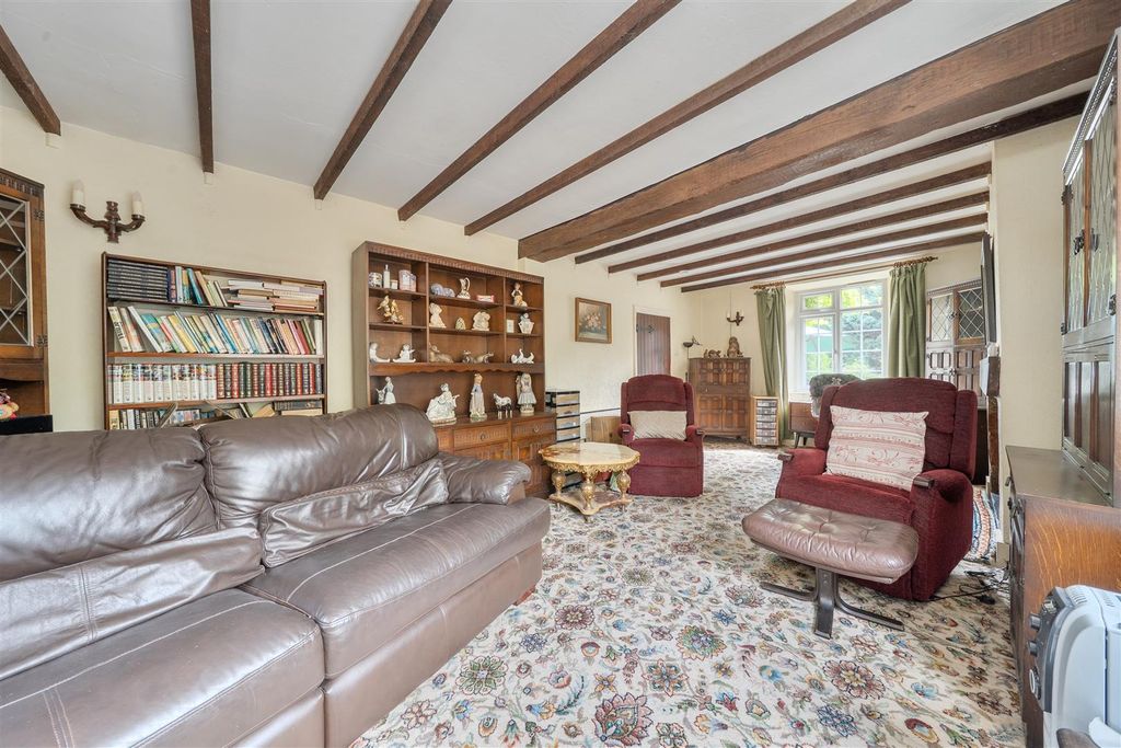 Property photo 3 of 39