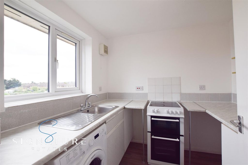 Property photo 3 of 6 Dsc_1059 (4).Jpg