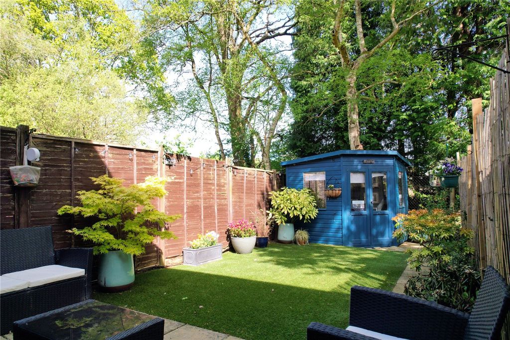 Property photo 2 of 13 Picture No. 26