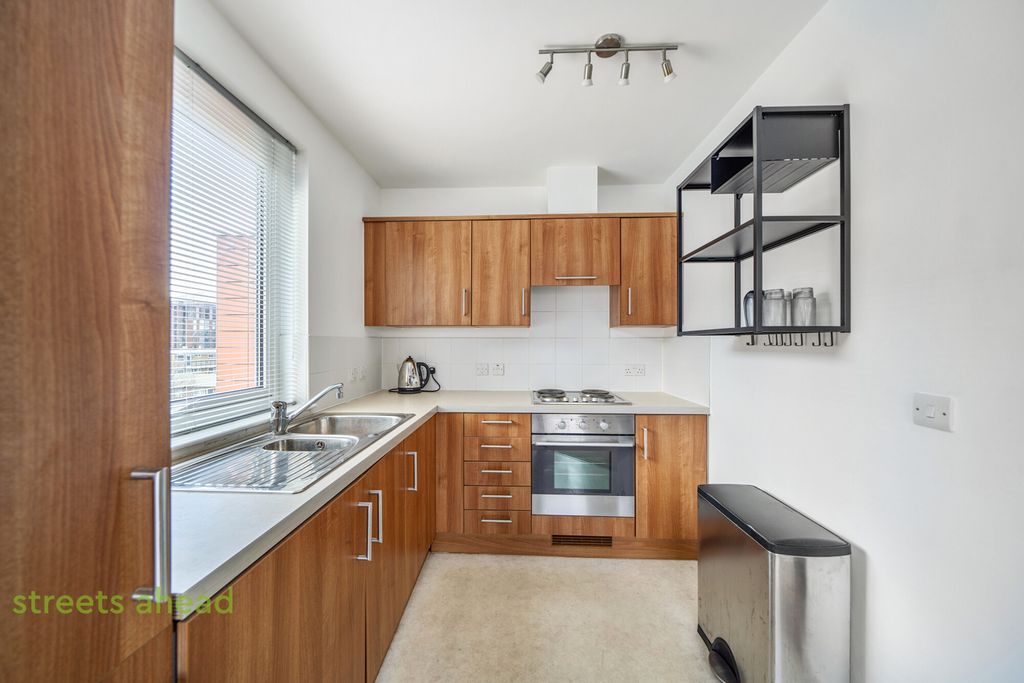 Property photo 3 of 15 2226E536-0E45-46F...