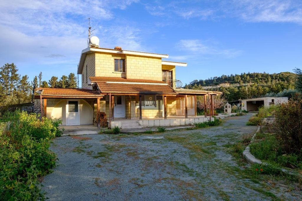 Property photo 1 of 22