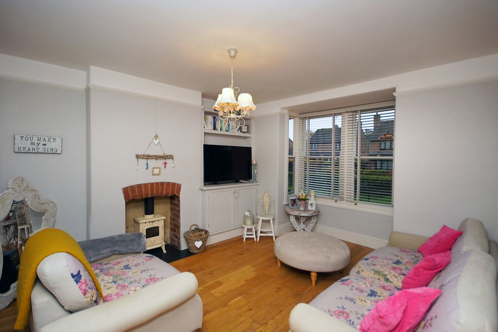 Property photo 3 of 26