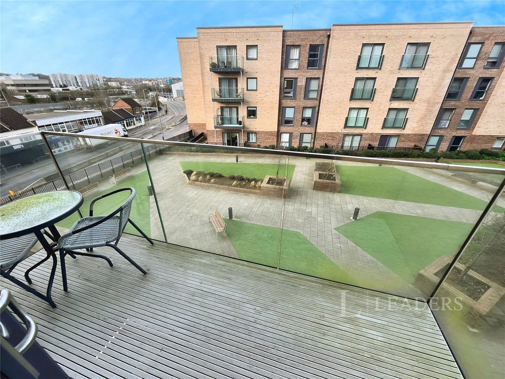 Property photo 3 of 13 Picture No. 23