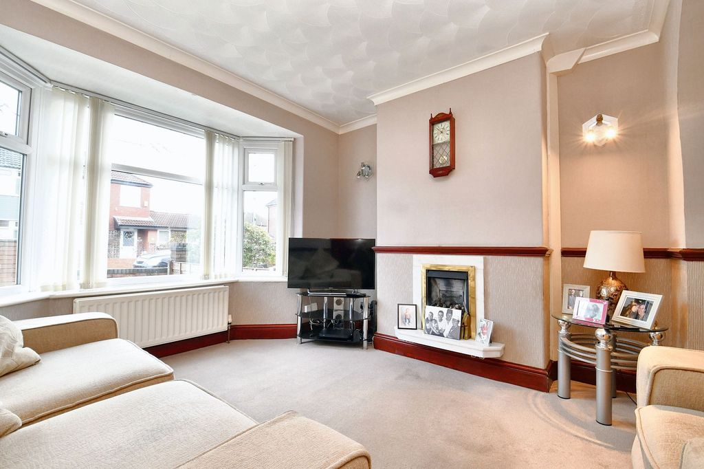 Property photo 3 of 20