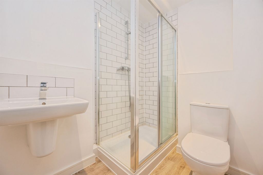 Additional image 10 of 2 bed flat for saleErasmus Drive, Derby DE1