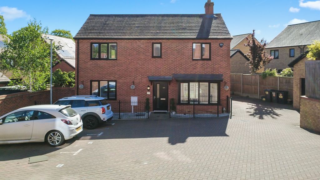 Property photo 1 of 26 5135741