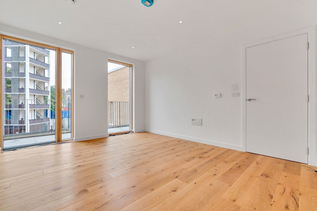 Property photo 2 of 10 Picture No. 07