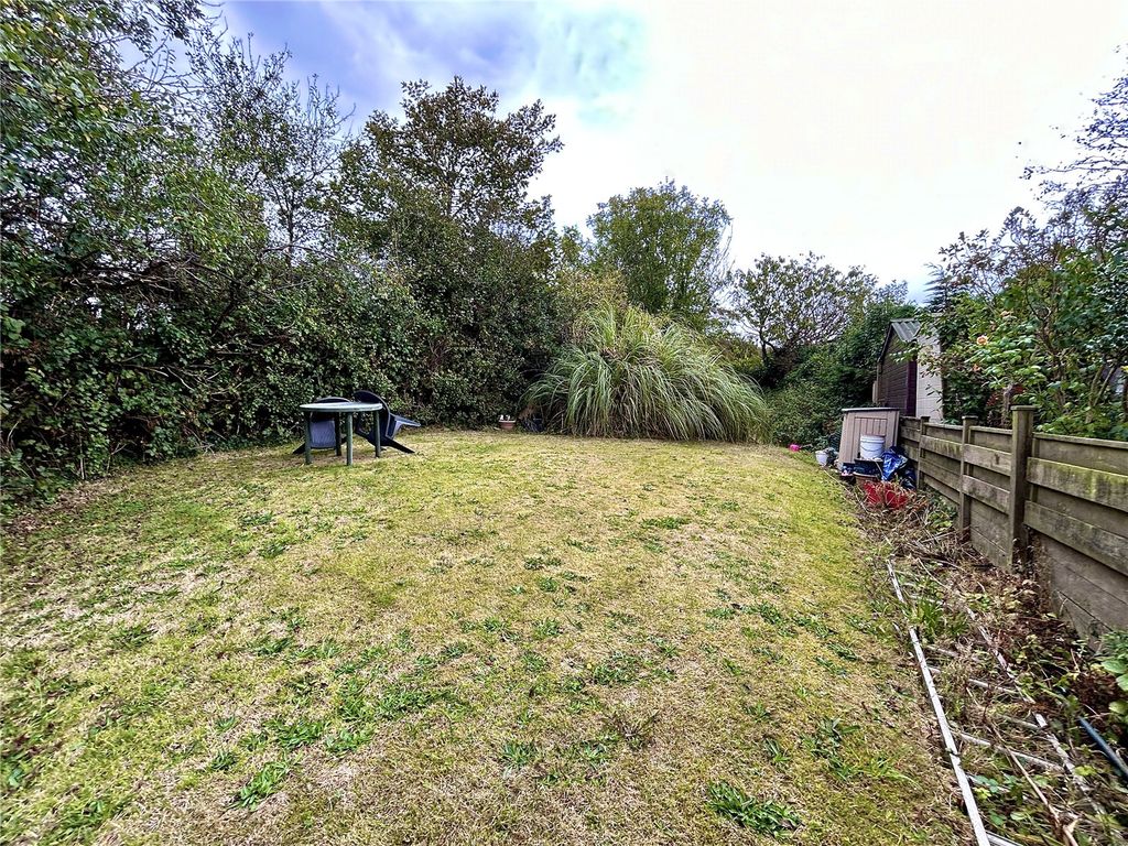 Property photo 3 of 4 Picture No. 02