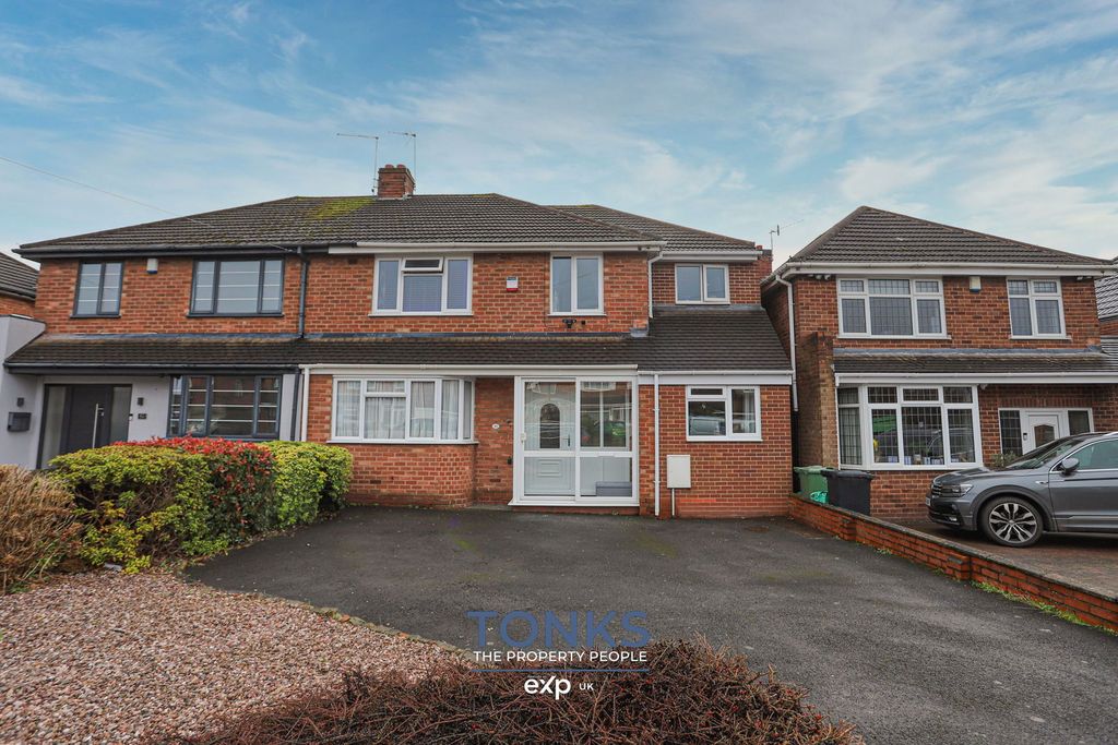 Property photo 1 of 37