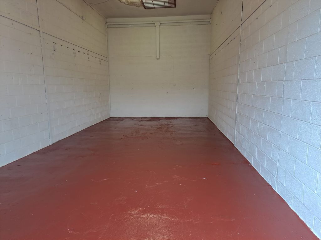 Property photo 2 of 3