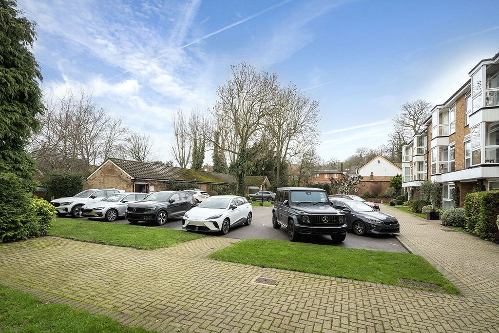 Property photo 3 of 13 Picture No. 15