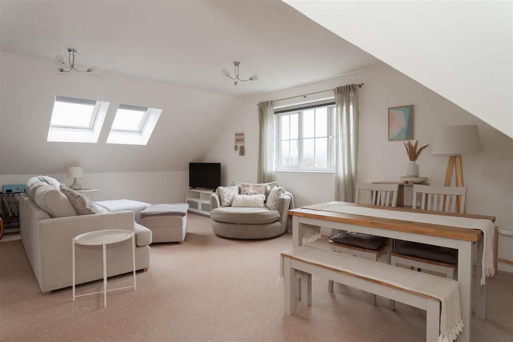 Property photo 1 of 15 2.Jpg