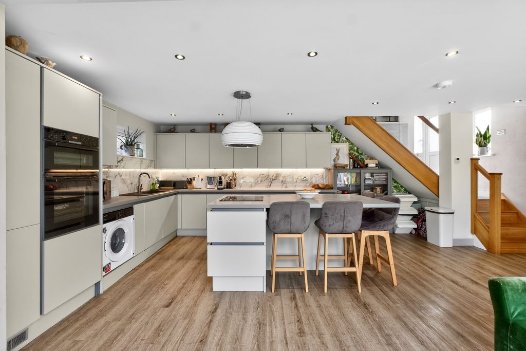 Additional image 6 of 5 bed detached house for saleDuchess Road, Monmouth NP25