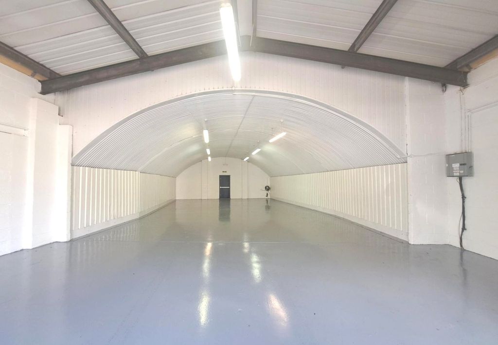 Property photo 3 of 5 Flexible Property Space