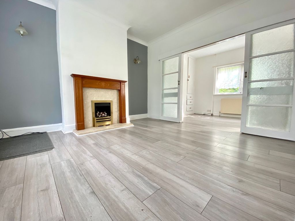 Property photo 3 of 8 Image