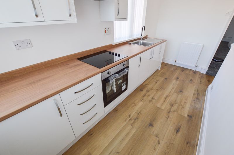 Property photo 2 of 11 Photo 9