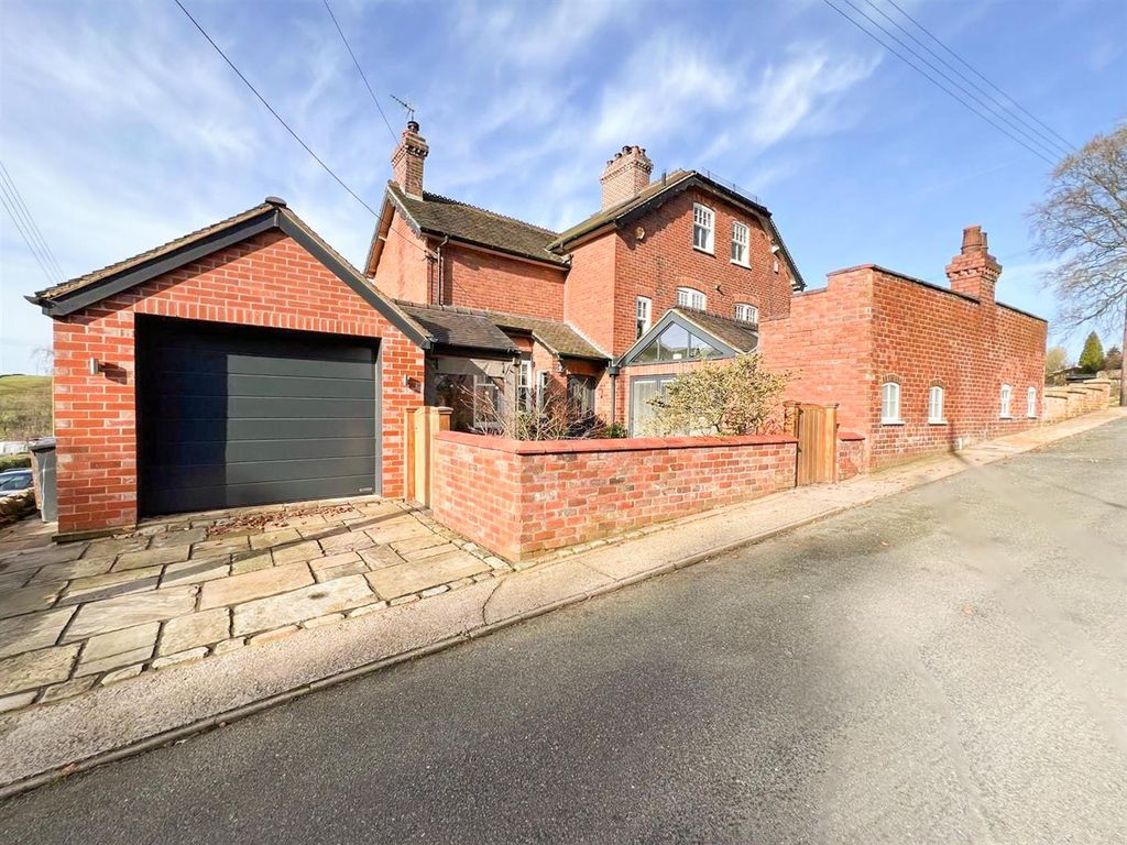Property photo 1 of 36 Frontage