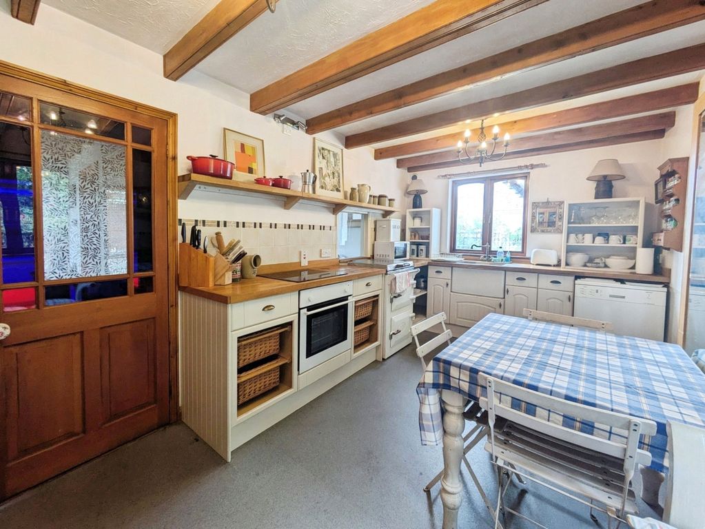 Property photo 3 of 23 Picture No. 38