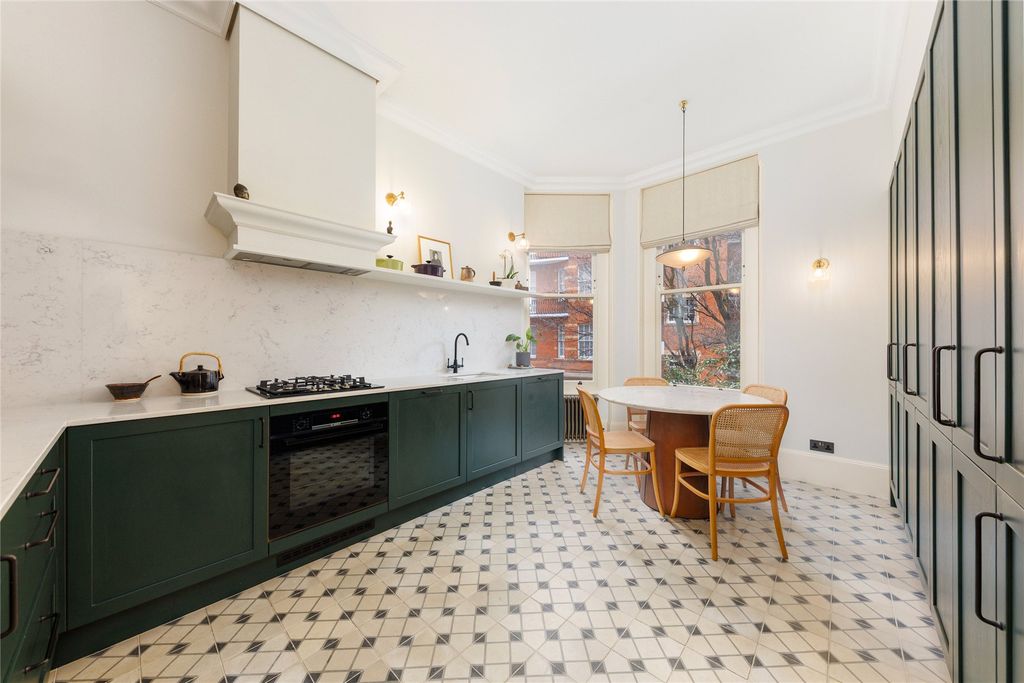 Property photo 3 of 13 Picture No. 24