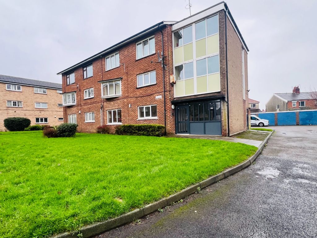 Property photo 1 of 6