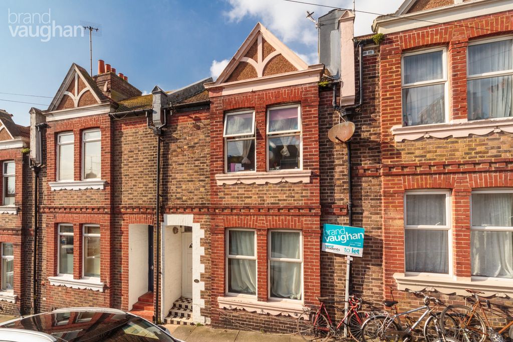 Property photo 1 of 6 Exterior