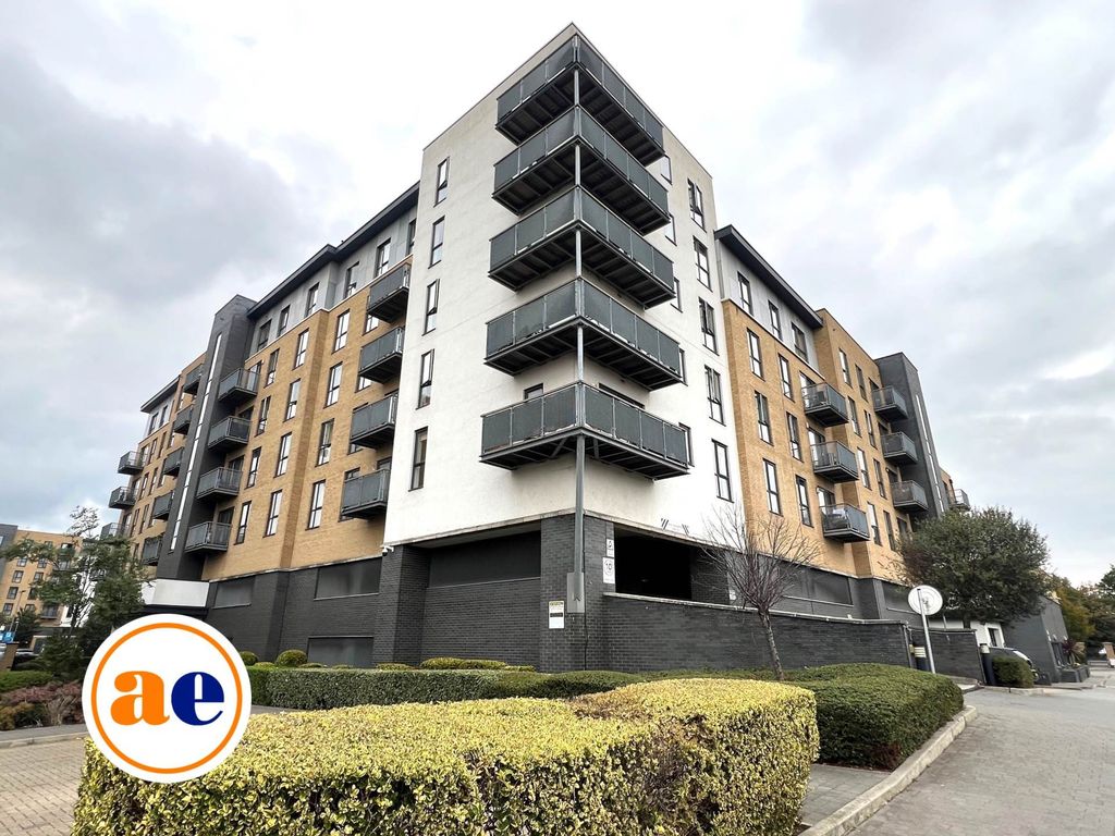 Property photo 1 of 15